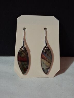 New Silver Tone Faux Jasper Earrings
